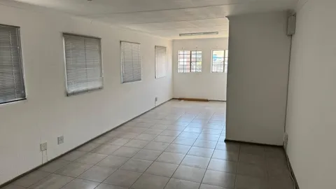 WhatsApp Image 2025-12-05 at 11.53.57.